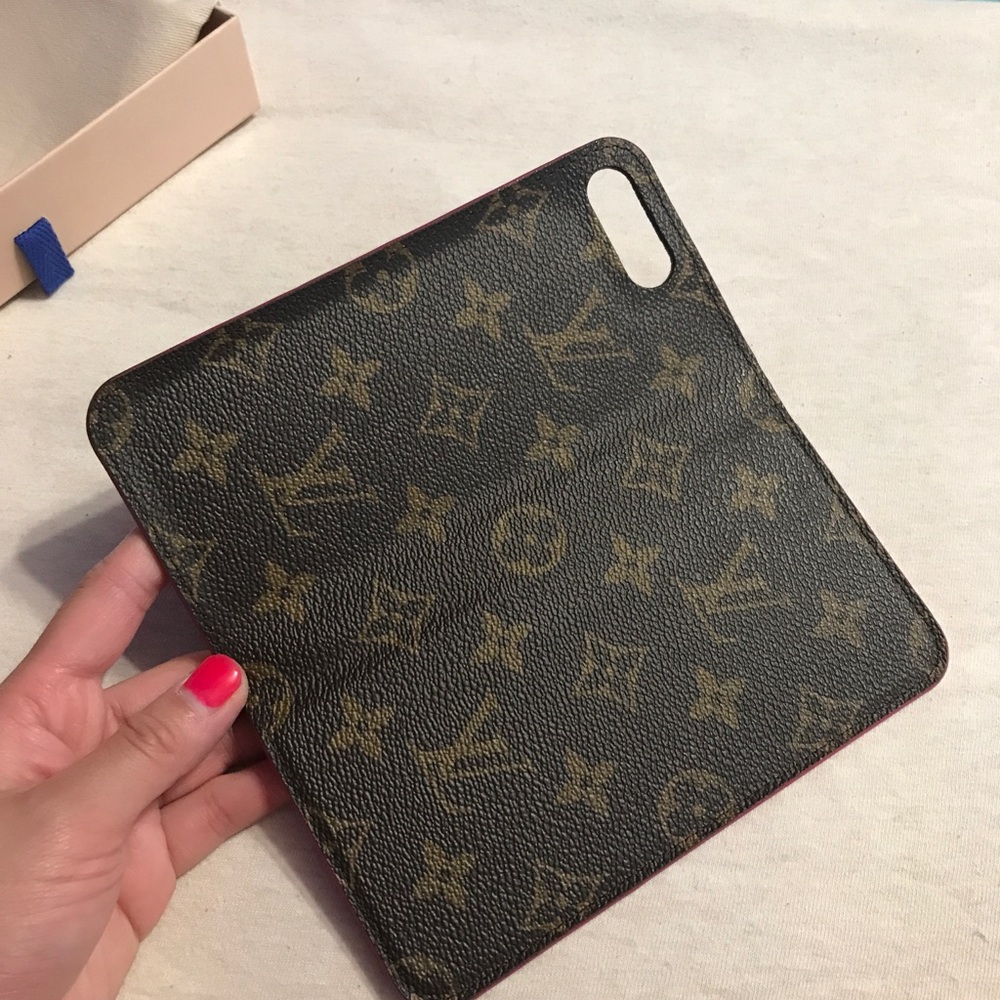 🚫SOLD 🚫 Louis Vuitton iPhone 7 Plus Folio